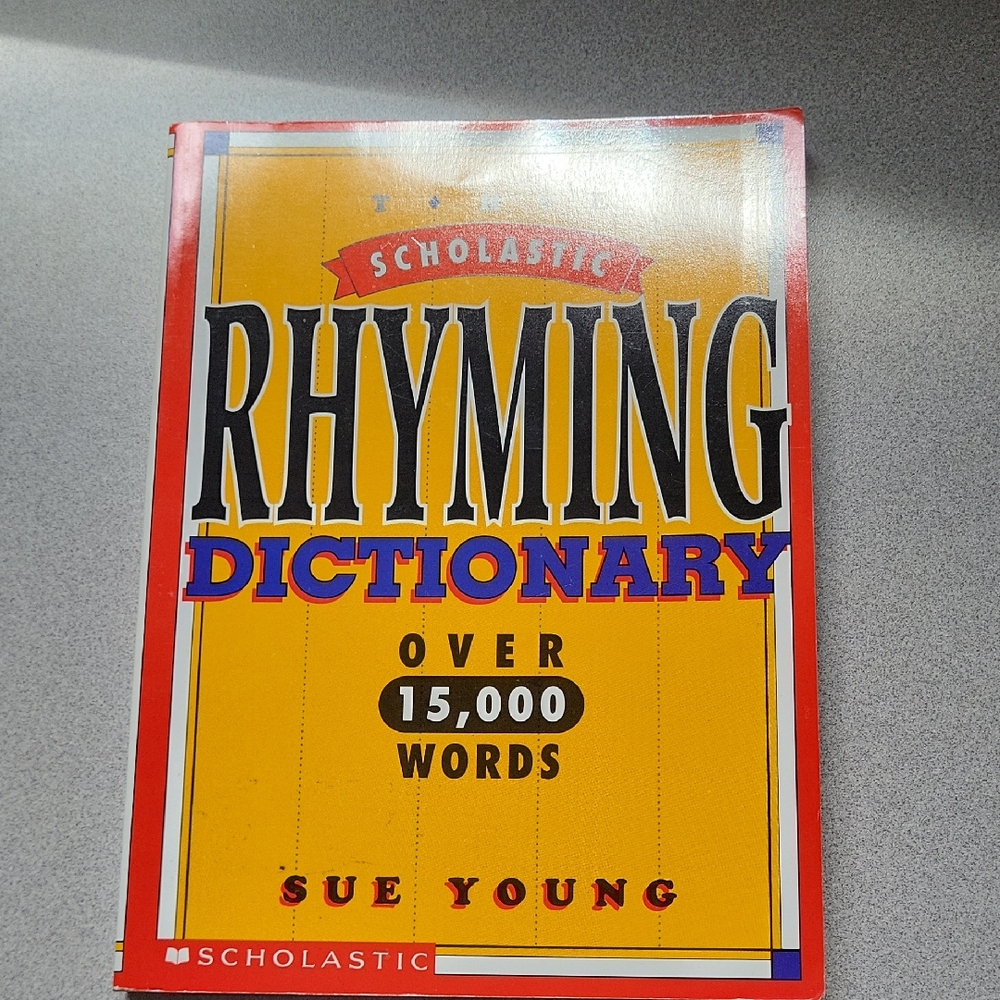 Scholastic Rhyming‎ Dictionary by Sue Young